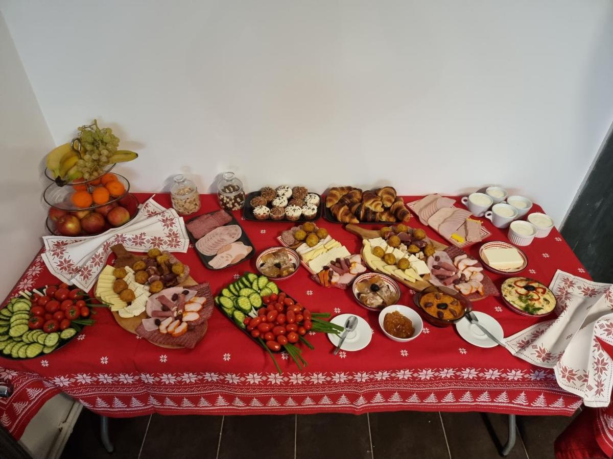 Pensiunea Casa Ober Брашов Екстериор снимка